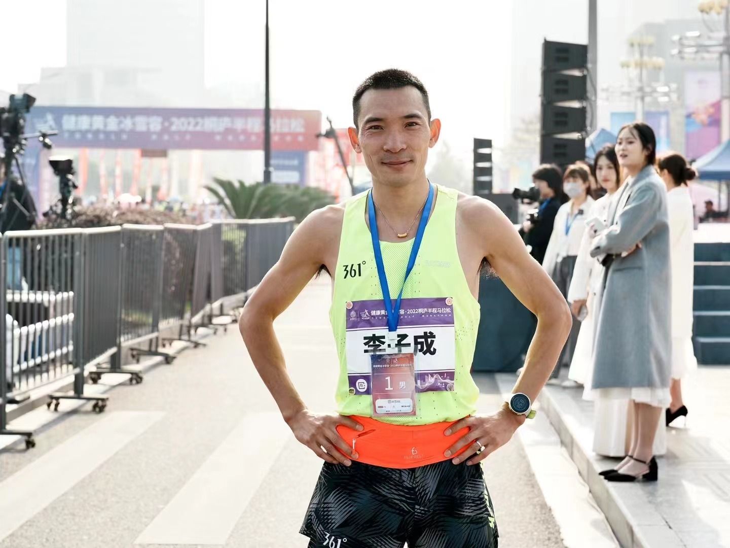 ����ȫ���o䛣����f�\�ӆT���ӳ�ͩ�]���R�Z��